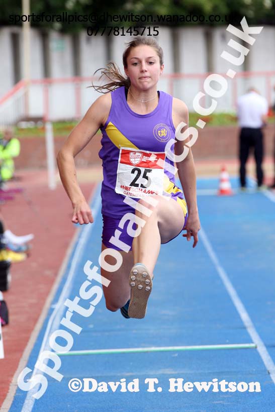 Senior girls triple jump, English Schools Track and Field. Photo: David T. Hewitson/Sports for All Pics